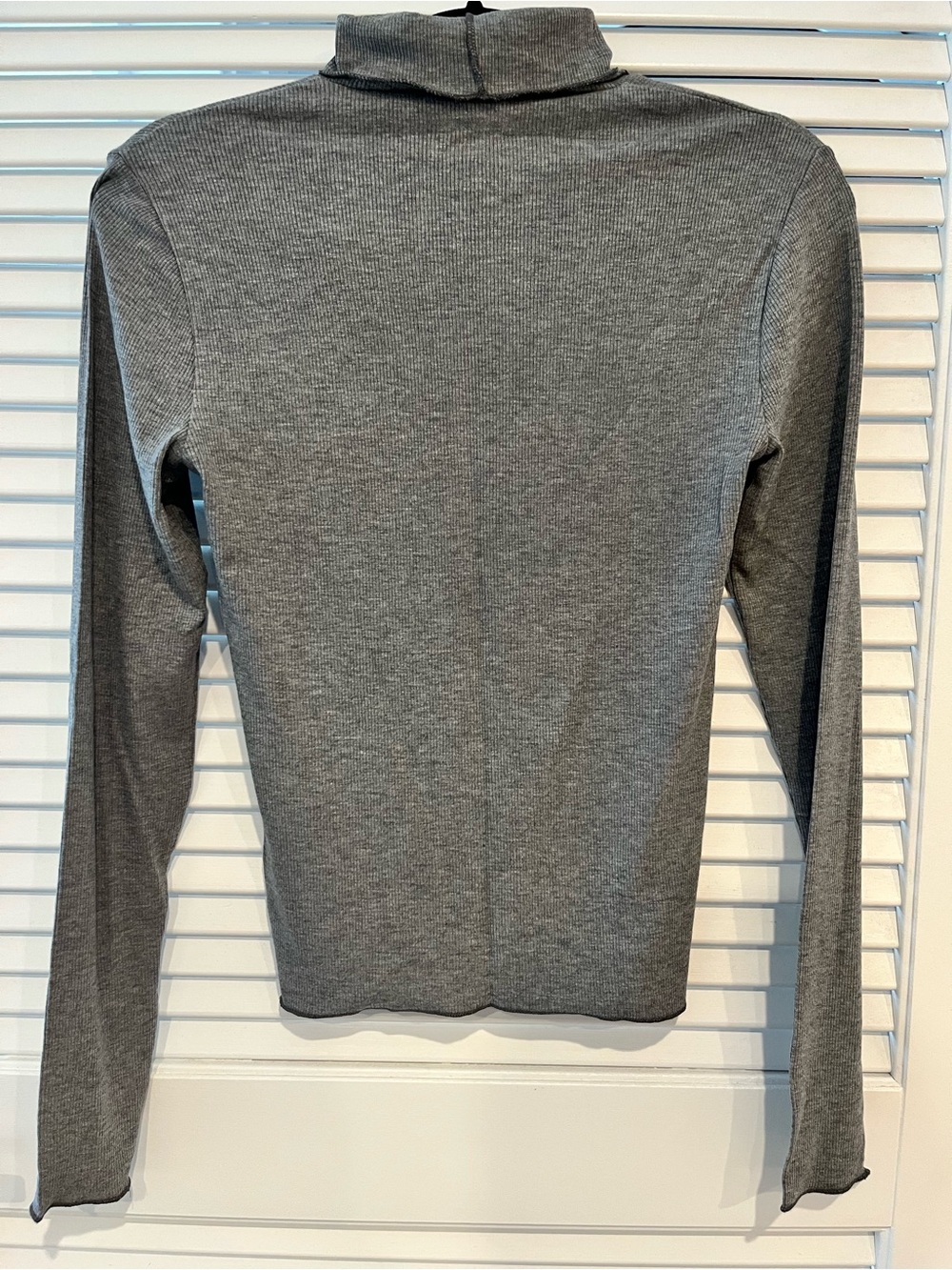NWT Abercrombie & Fitch A&F Essentials Turtleneck Ribbed Top Medium Gray